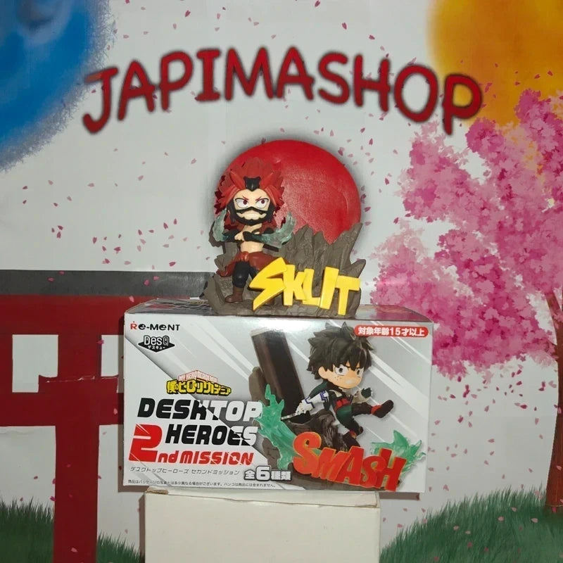 "Figurine chibi Eijiro Kirishima vue de face – Collection Desktop Heroes 2nd Mission, My Hero Academia. Le personnage est en position de combat, avec ses bras couverts de sa Quirk Hardening et son expression déterminée caractéristique."